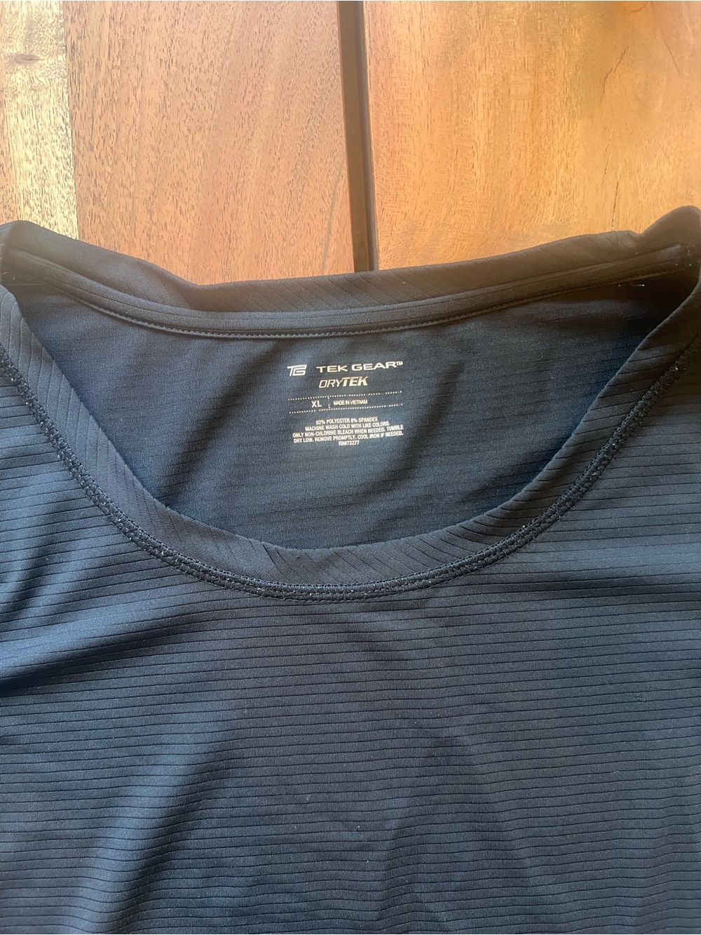 Bundle - Women's Performance Scoop Neck Tee - Green & Black - Picture 3 of 7